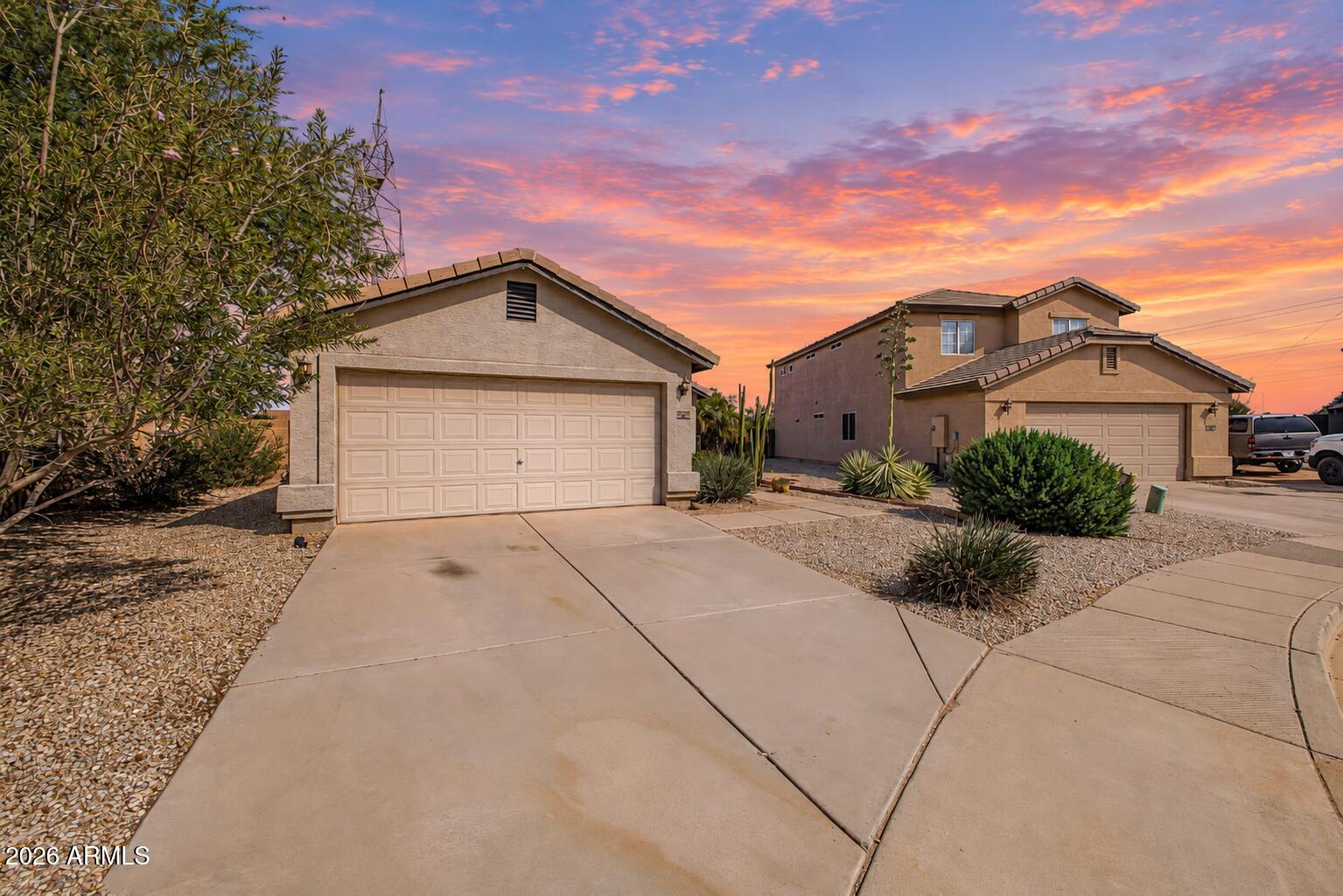 31193 N MESQUITE Way