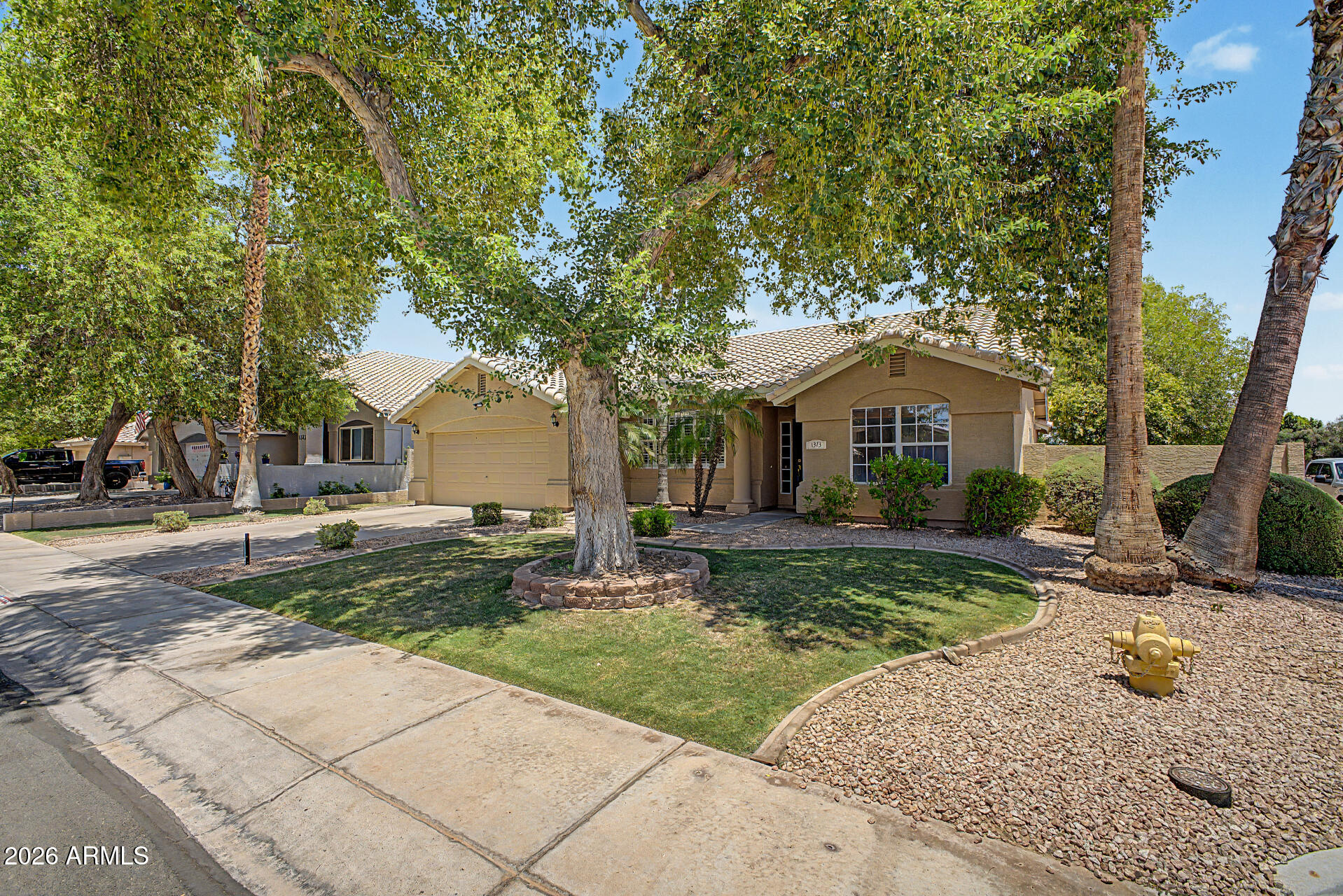 1373 N ROADRUNNER Drive