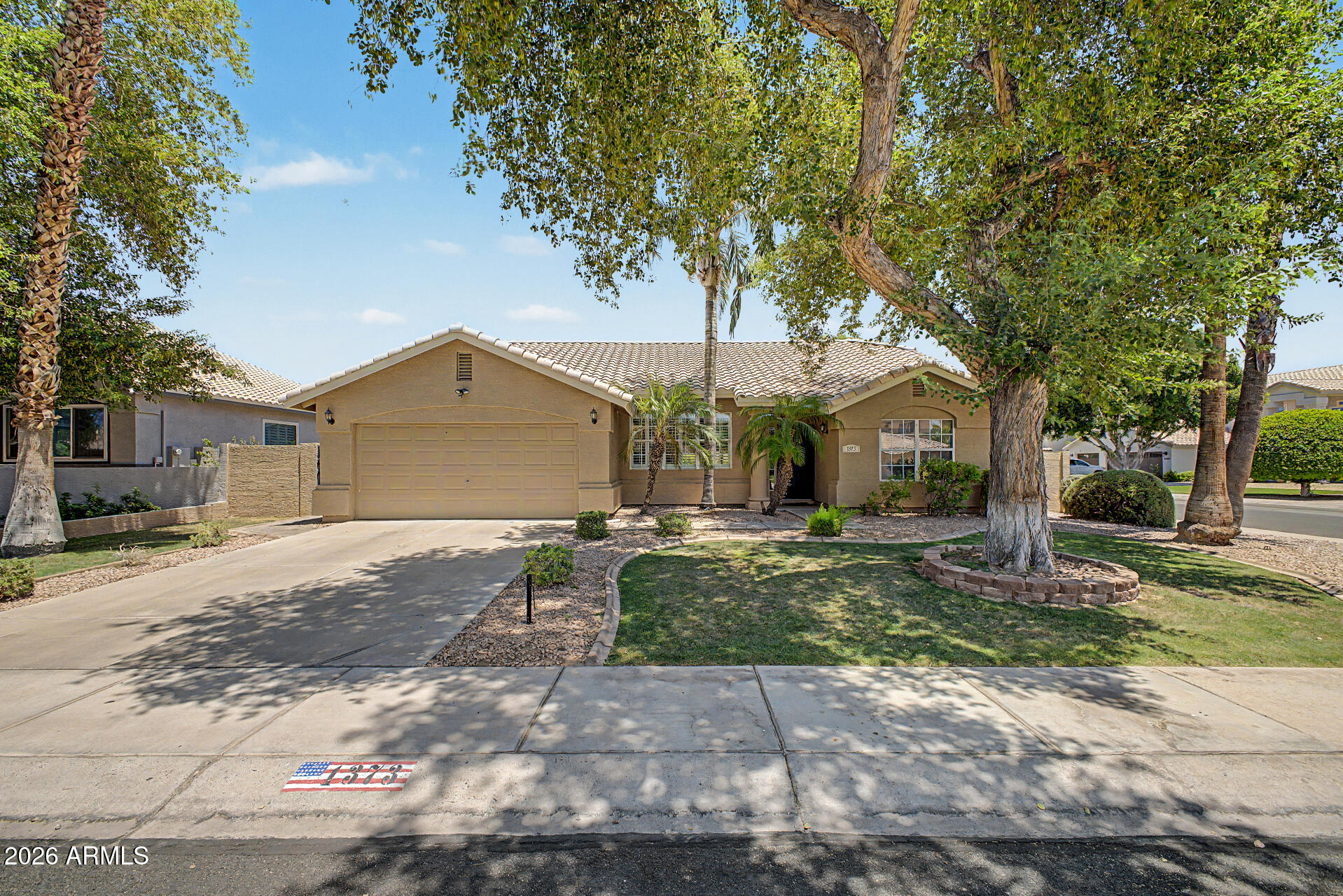 1373 N ROADRUNNER Drive