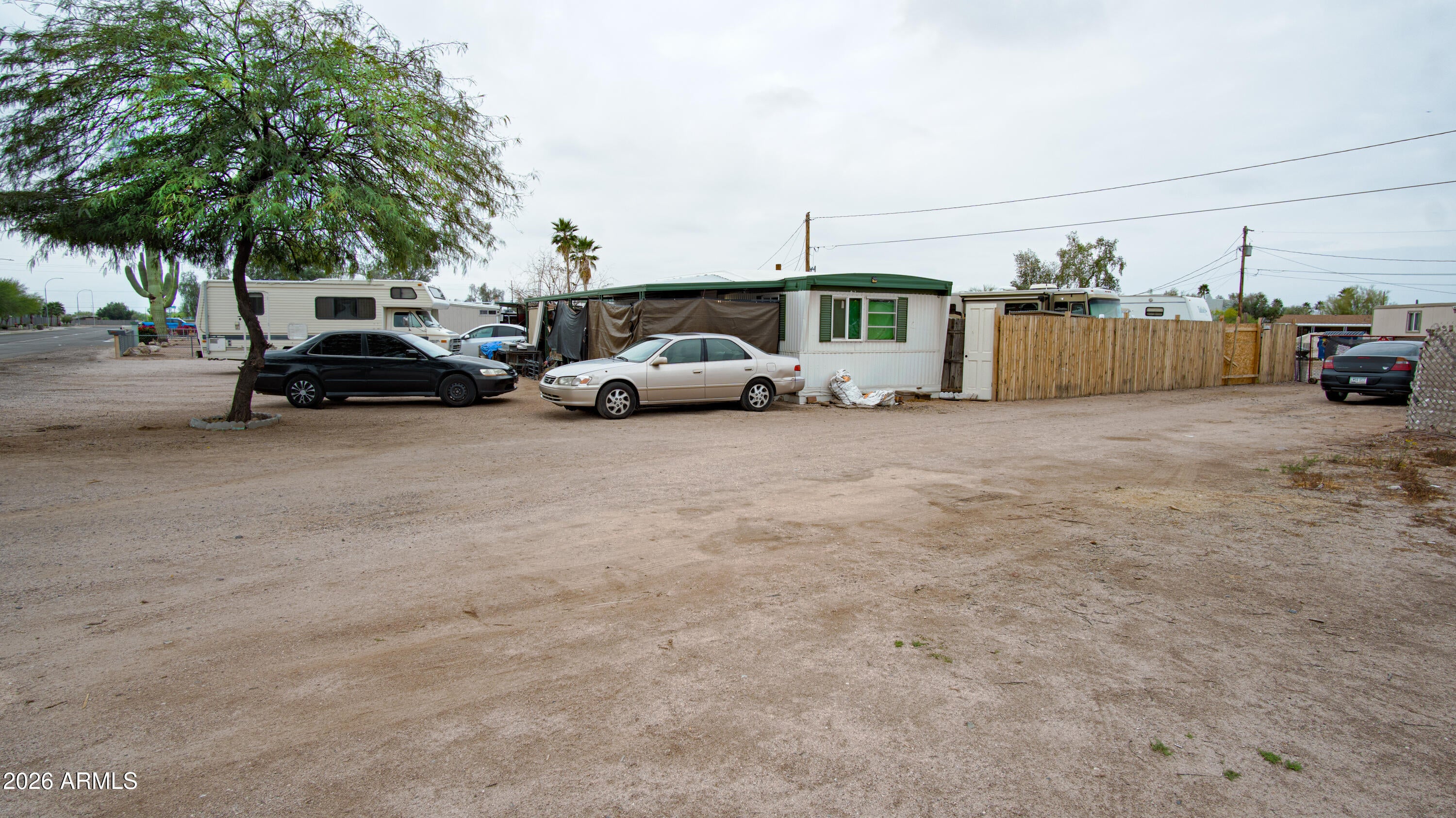 1022 N MAIN Drive