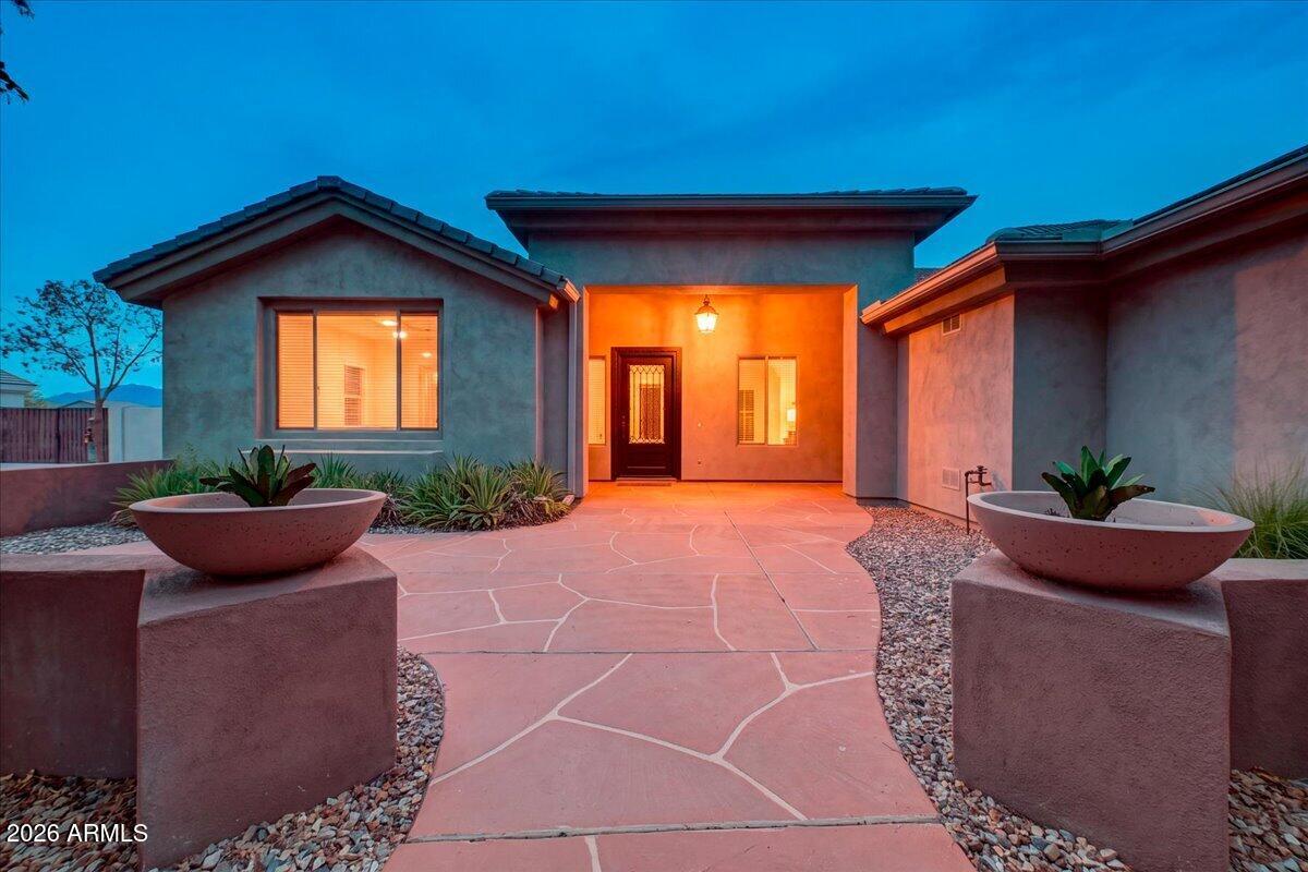 5220 N 180TH Lane