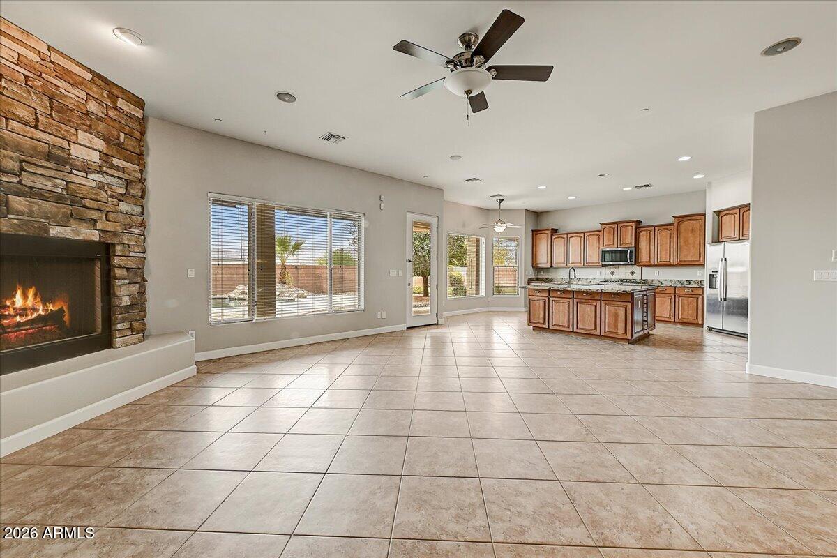5220 N 180TH Lane