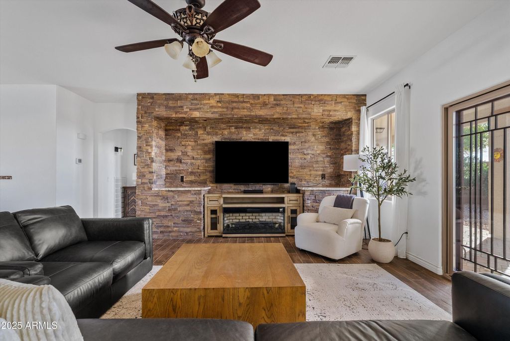 Photo of 3201 E Gleneagle Drive, Chandler, AZ 85249 (MLS # 6960847)