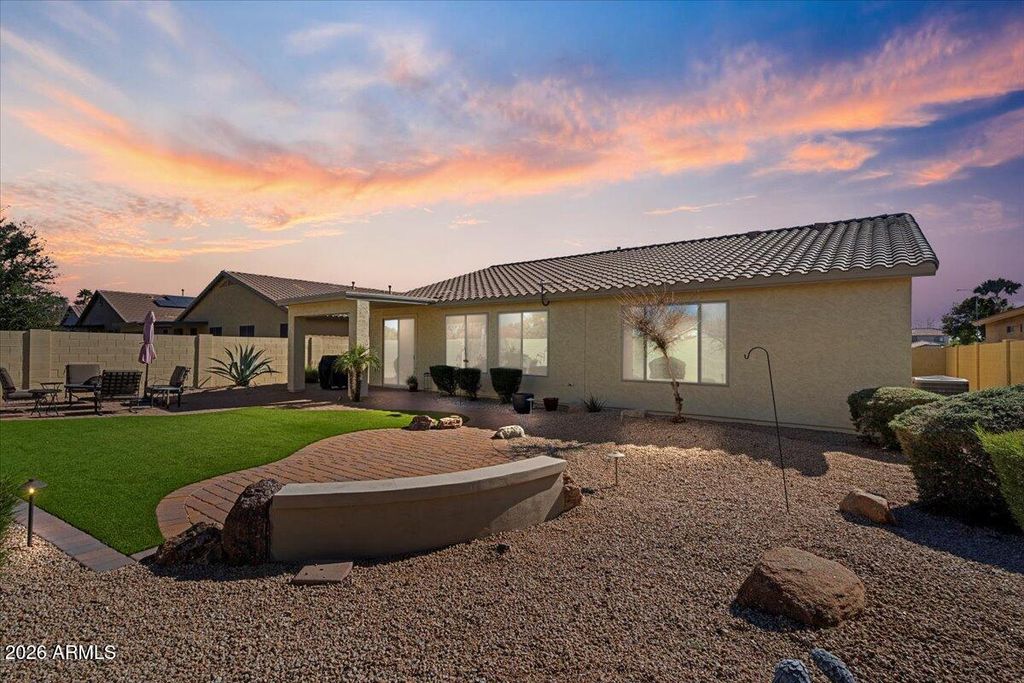 Photo of 2124 E Oakland Street, Chandler, AZ 85225 (MLS # 6981801)