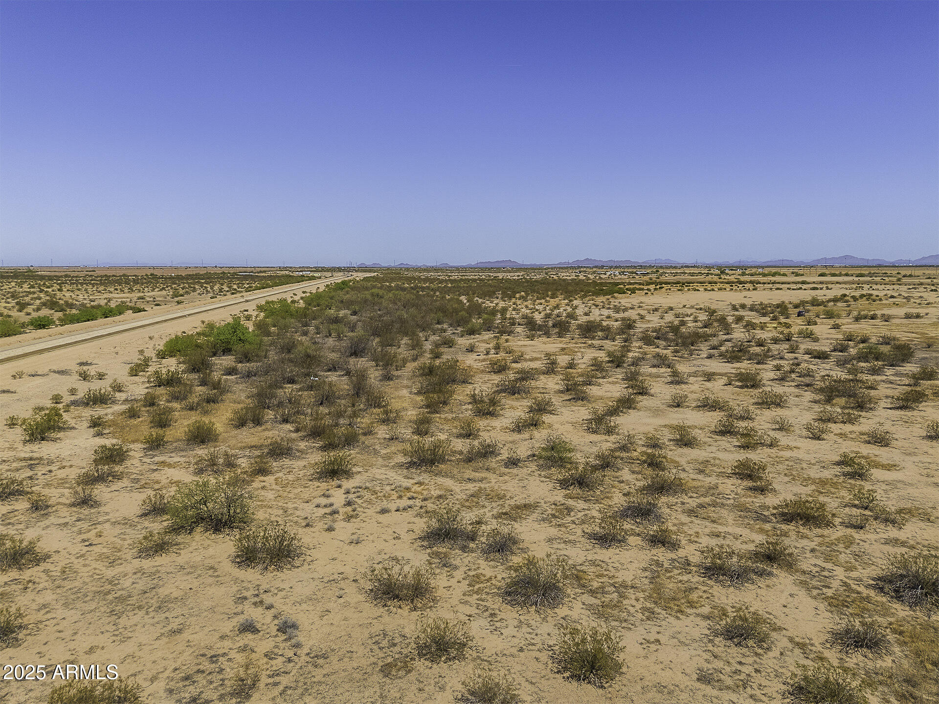S24 T7S R4E - Land