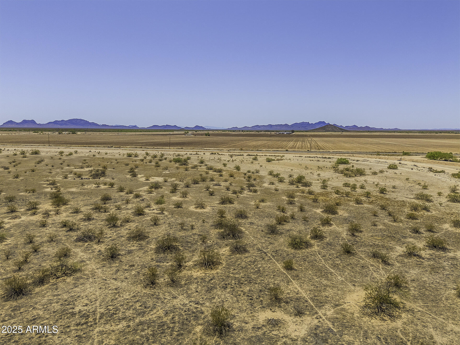 S24 T7S R4E - Land