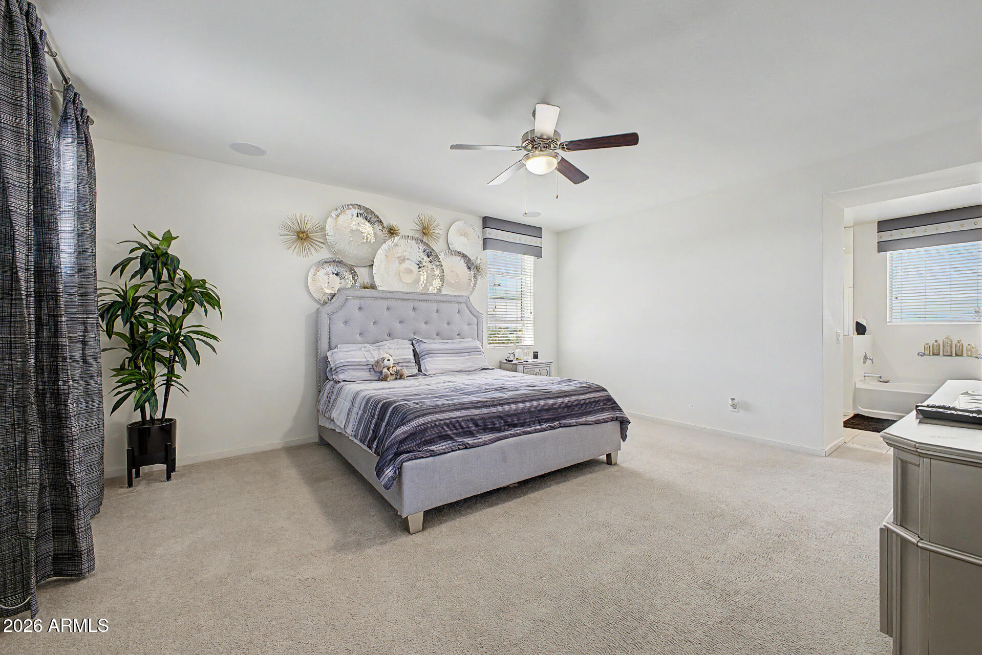 1196 W Blue Ridge Drive