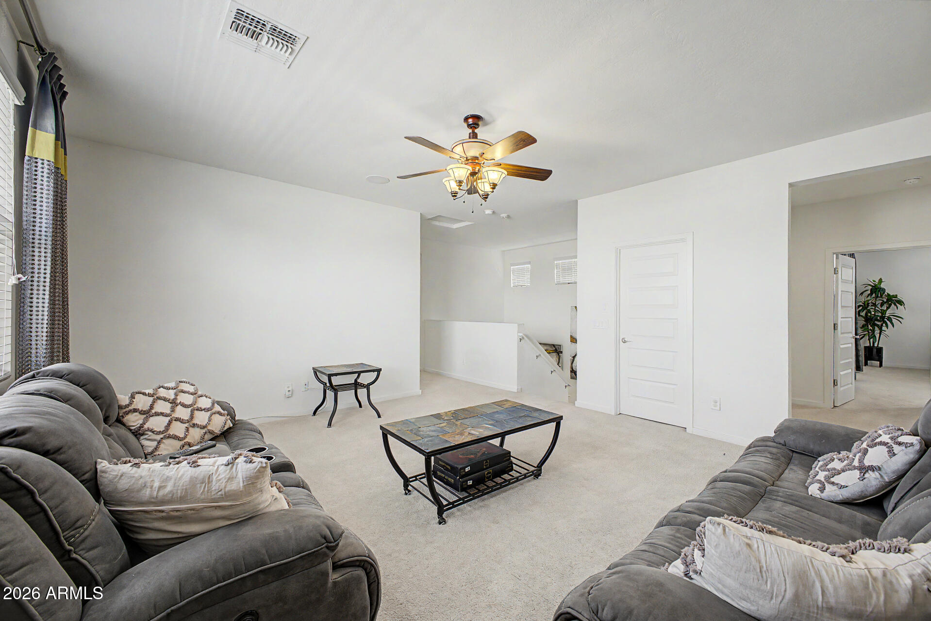 1196 W Blue Ridge Drive