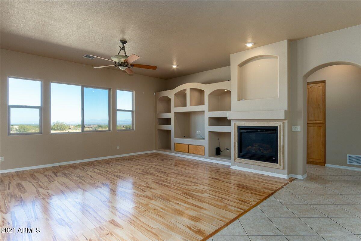 VISTA DEL ORO - Residential