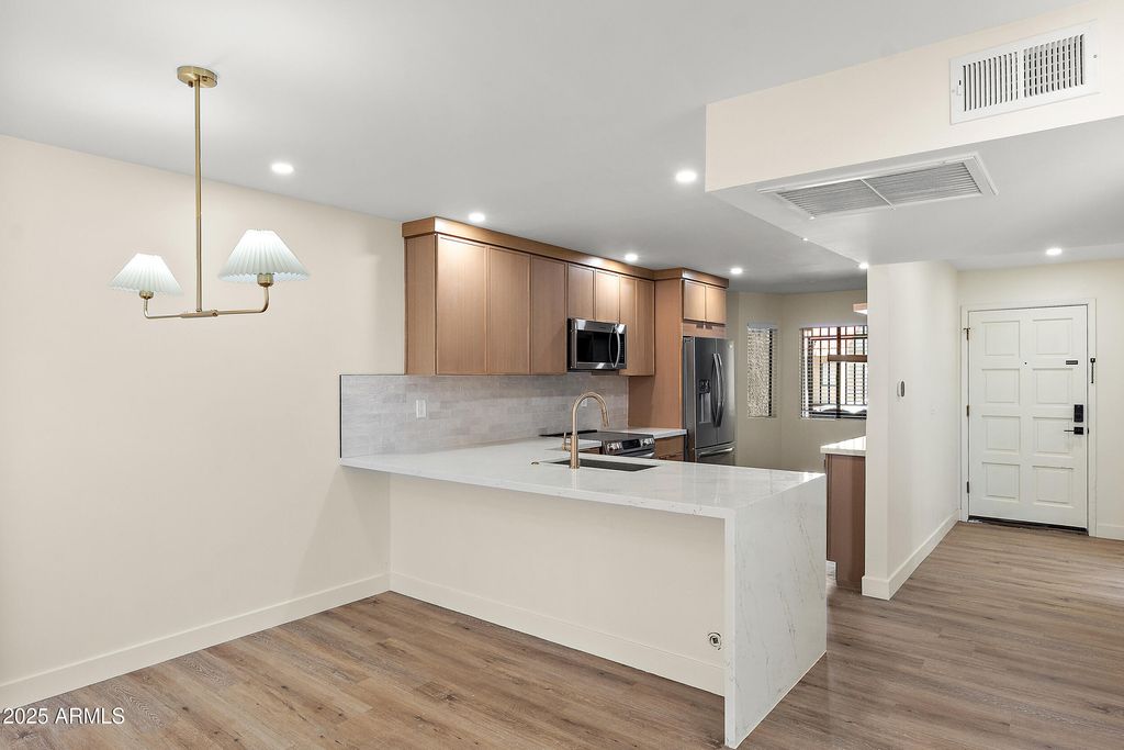 Photo of 1319 E Susan Lane, Tempe, AZ 85288 (MLS # 6940919)