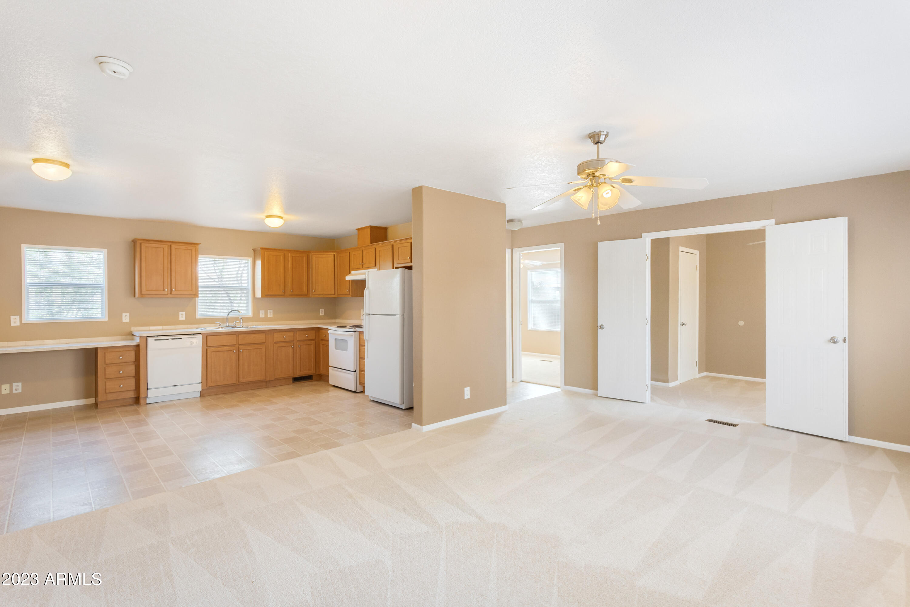 HODGINS ACRES - Residential
