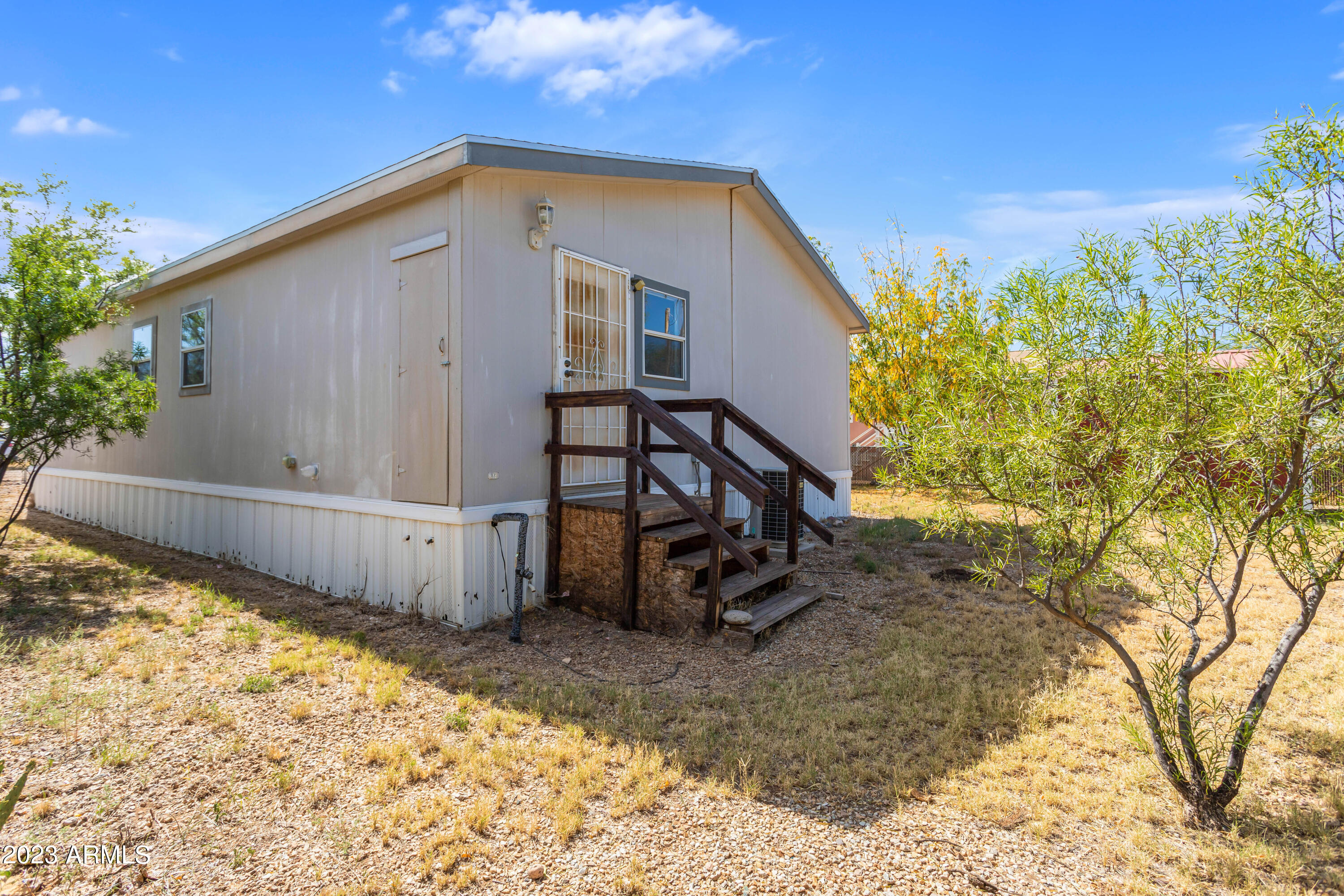 HODGINS ACRES - Residential