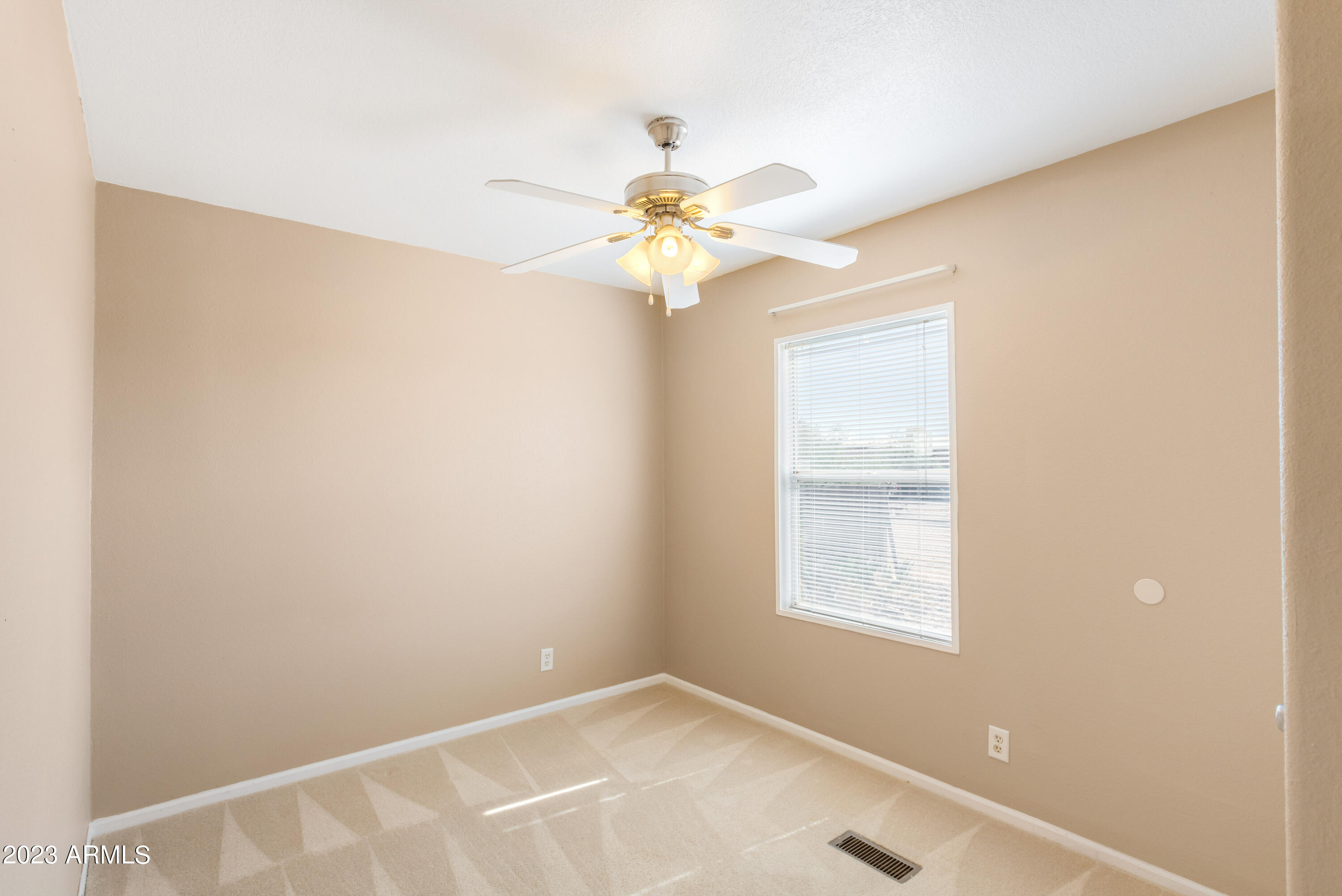 HODGINS ACRES - Residential