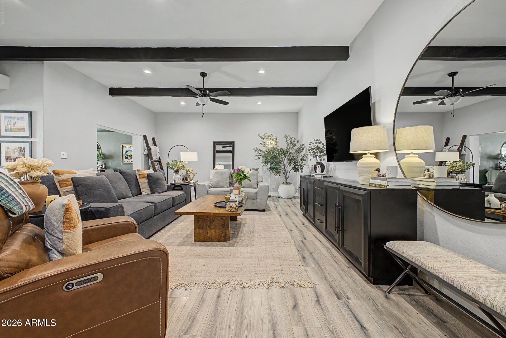 6559 N VILLA MANANA Drive