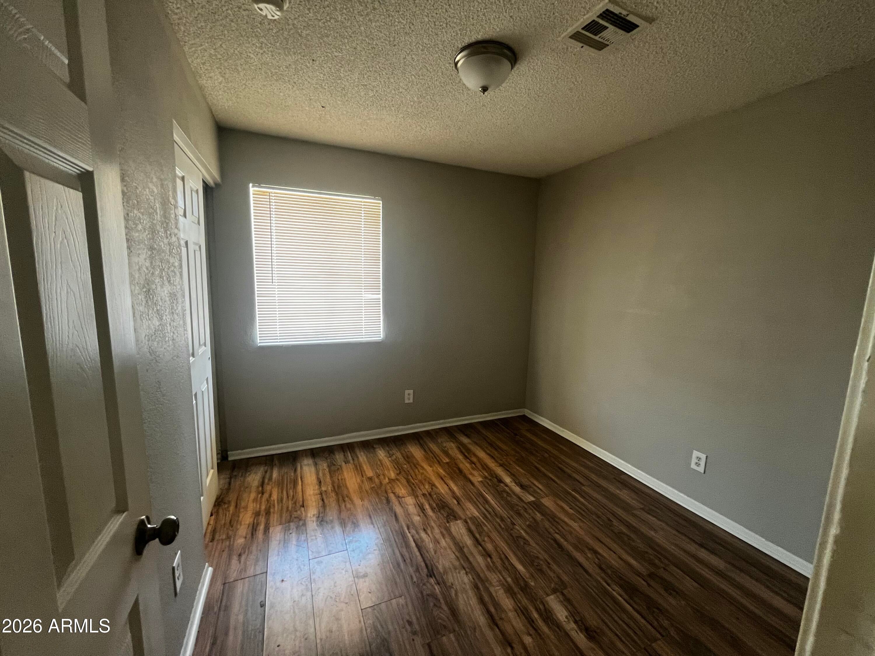7301 W HEATHERBRAE Drive