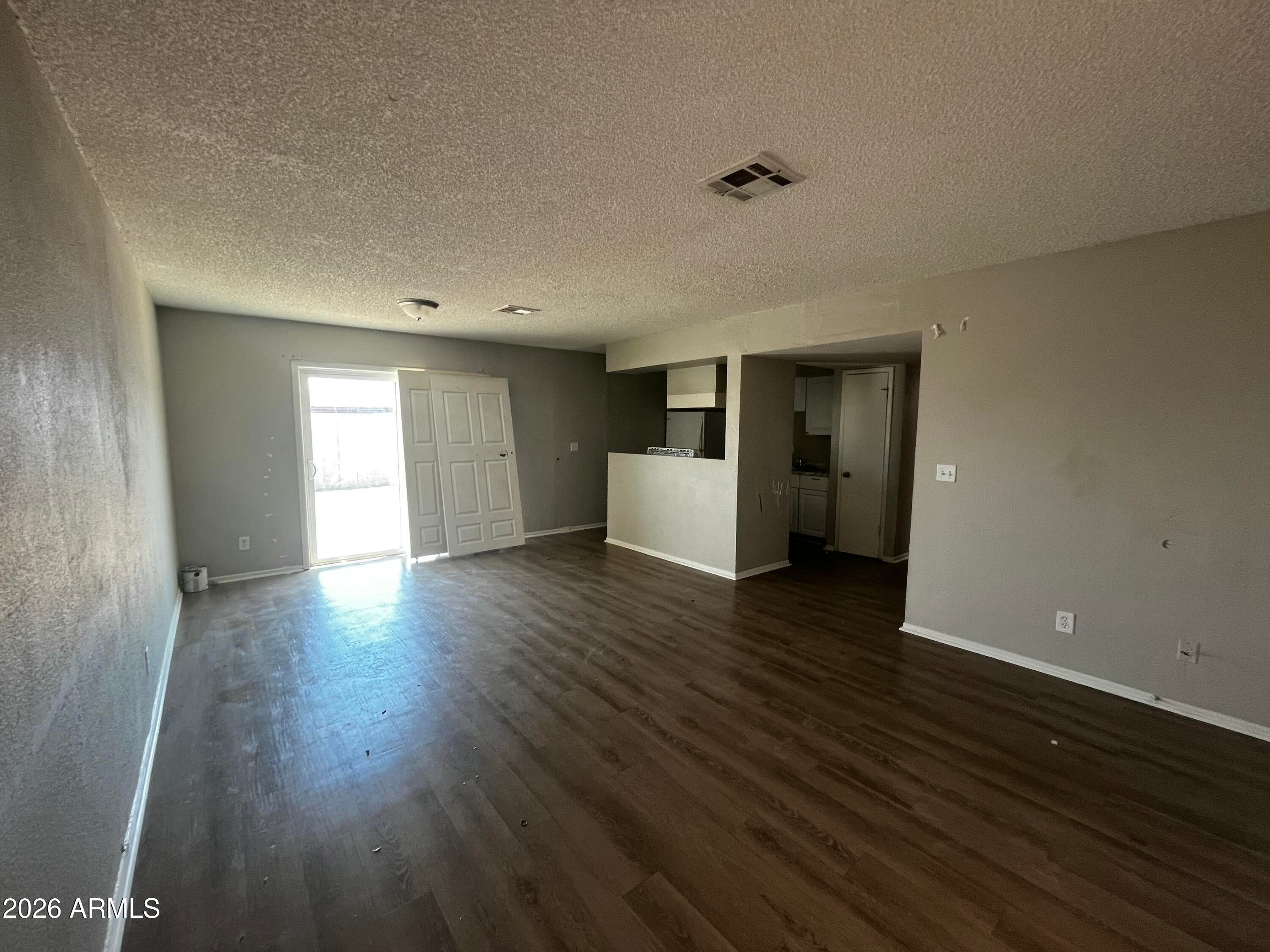 7301 W HEATHERBRAE Drive