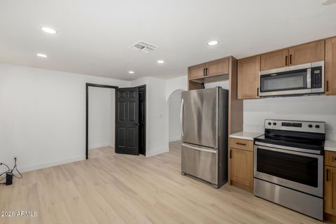 1602 N 57TH Avenue Phoenix AZ 85035