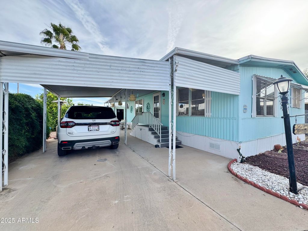 Photo of 120 W Oneil Drive #71, Casa Grande, AZ 85122 (MLS # 6947295)