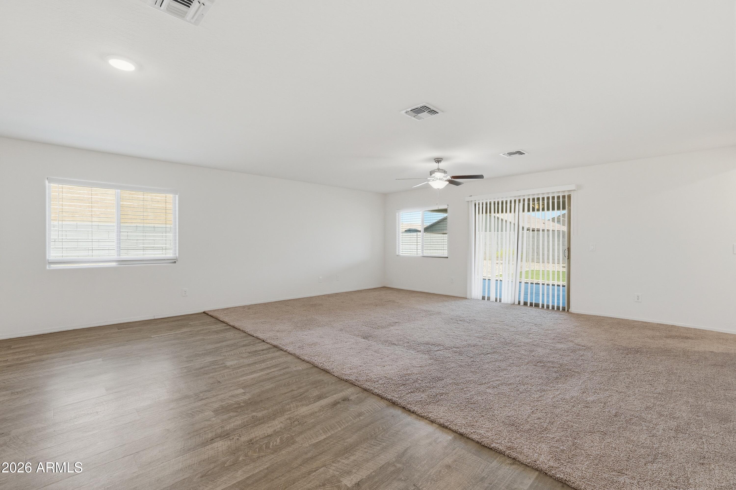 1552 E DEMAIN Drive