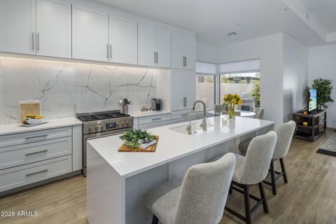 Photo of 33631 N 71st Way, Scottsdale, AZ 85266 (MLS # 6913603)