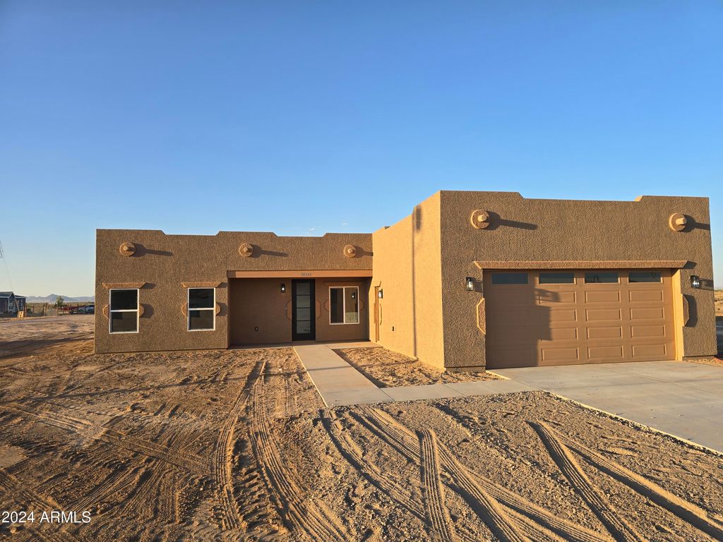 Photo of 38422 W Buckeye Road, Tonopah, AZ 85354 (MLS # 6944048)