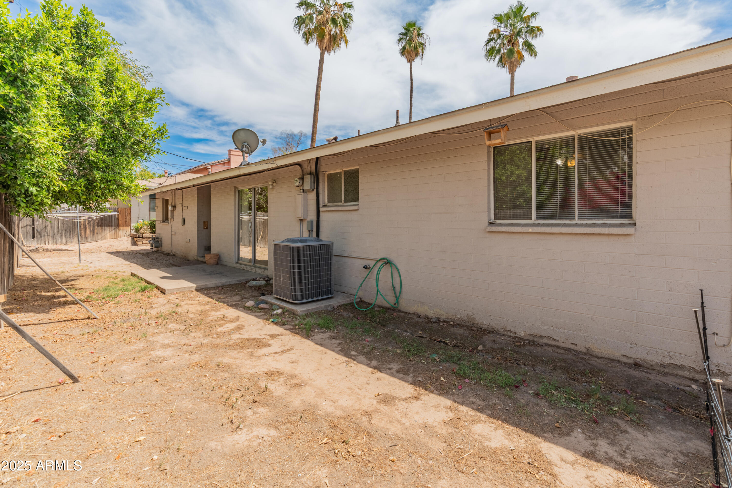 524 W FAIRWAY Drive 9