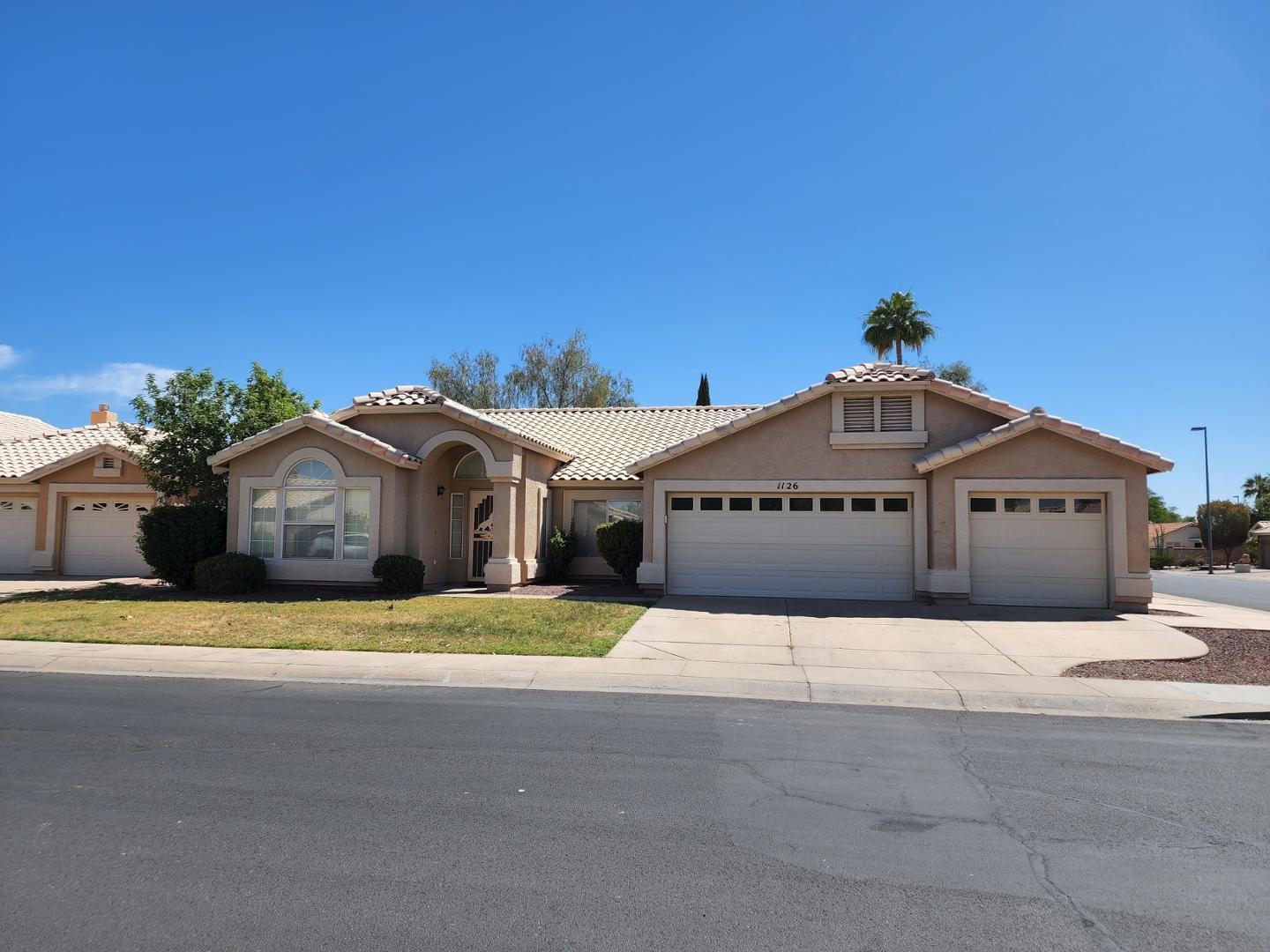 1126 W Grand Caymen Drive