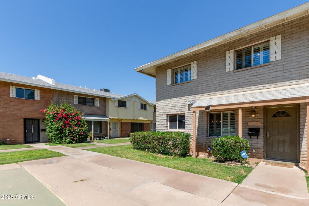 Photo of 4629 S Mill Avenue, Tempe, AZ 85282 (MLS # 6879678)