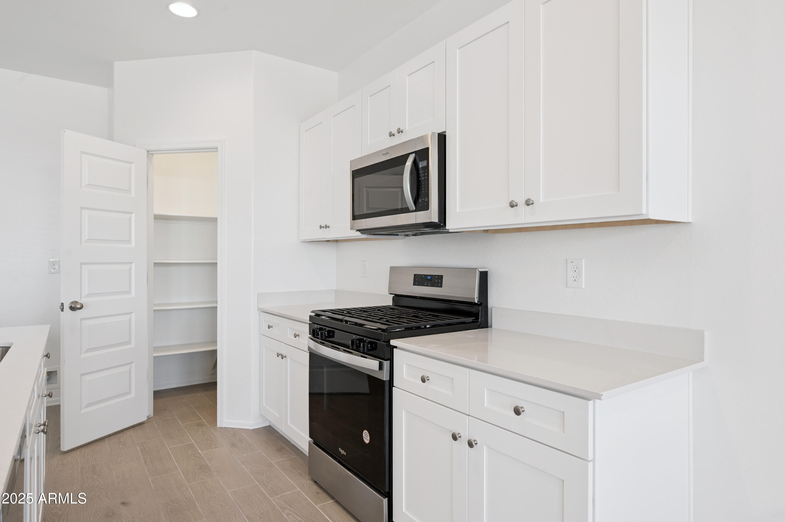 Properties 3 22068 N DAWN VIEW Drive