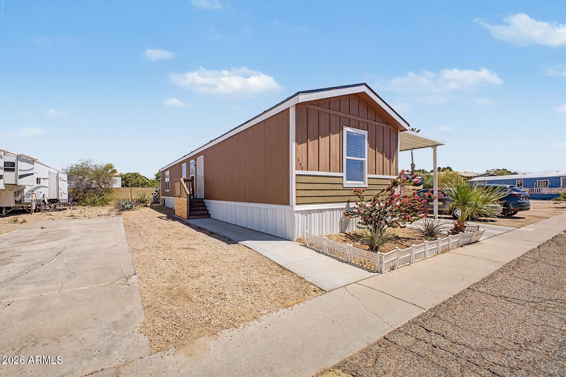 625 W MCKELLIPS -- 393
