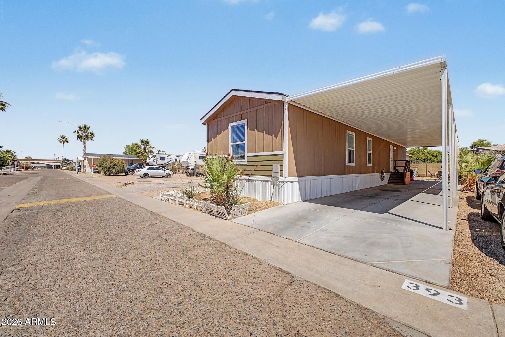 625 W MCKELLIPS -- 393