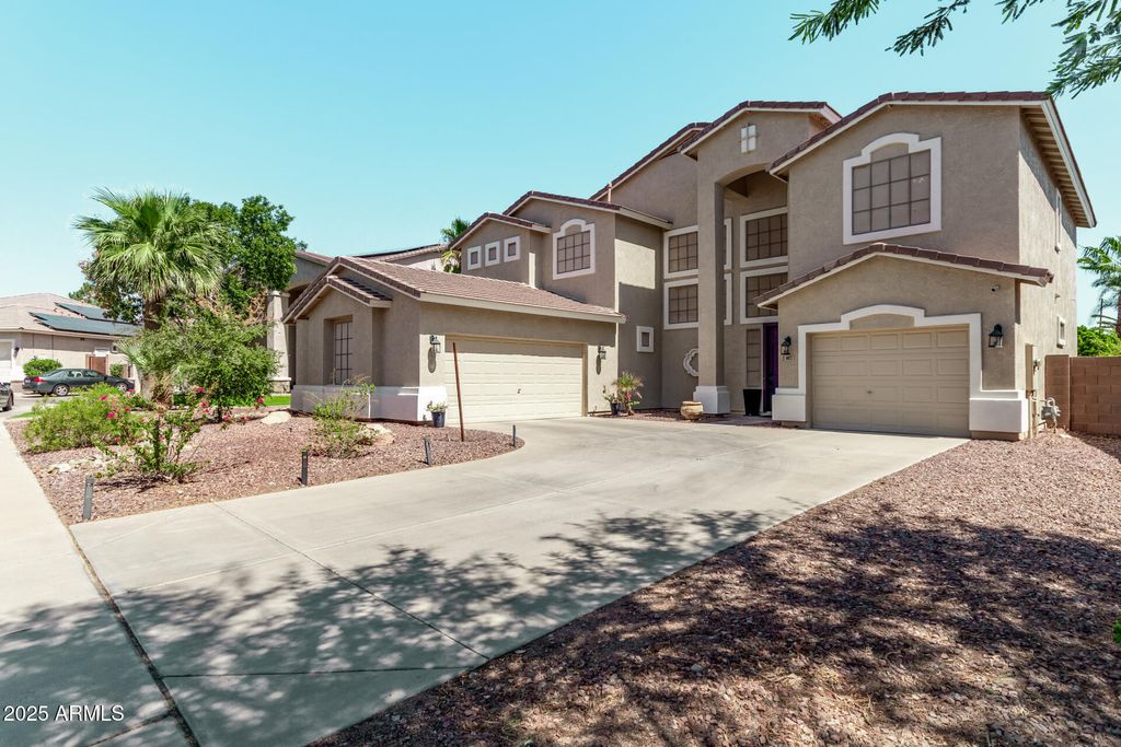 Photo of 6027 N 132nd Drive, Litchfield Park, AZ 85340 (MLS # 6923993)