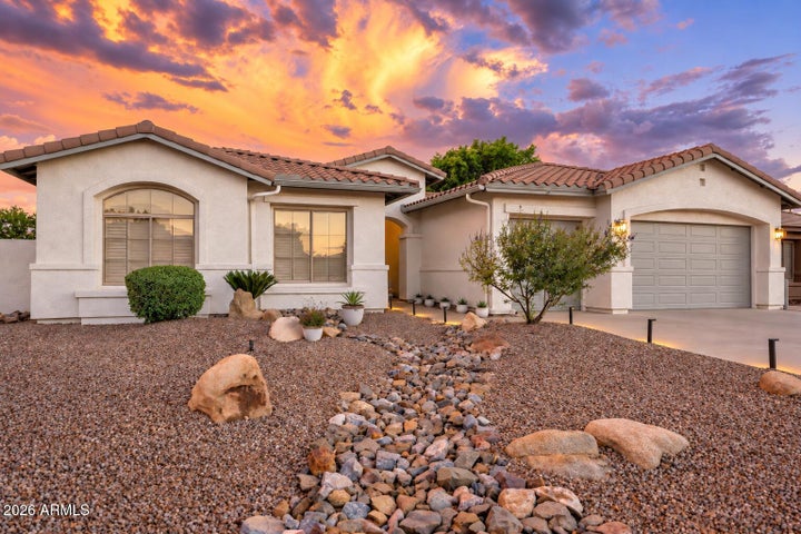 Photo 1 of 37 — 2945 E HACKAMORE Street, Mesa, AZ 85213