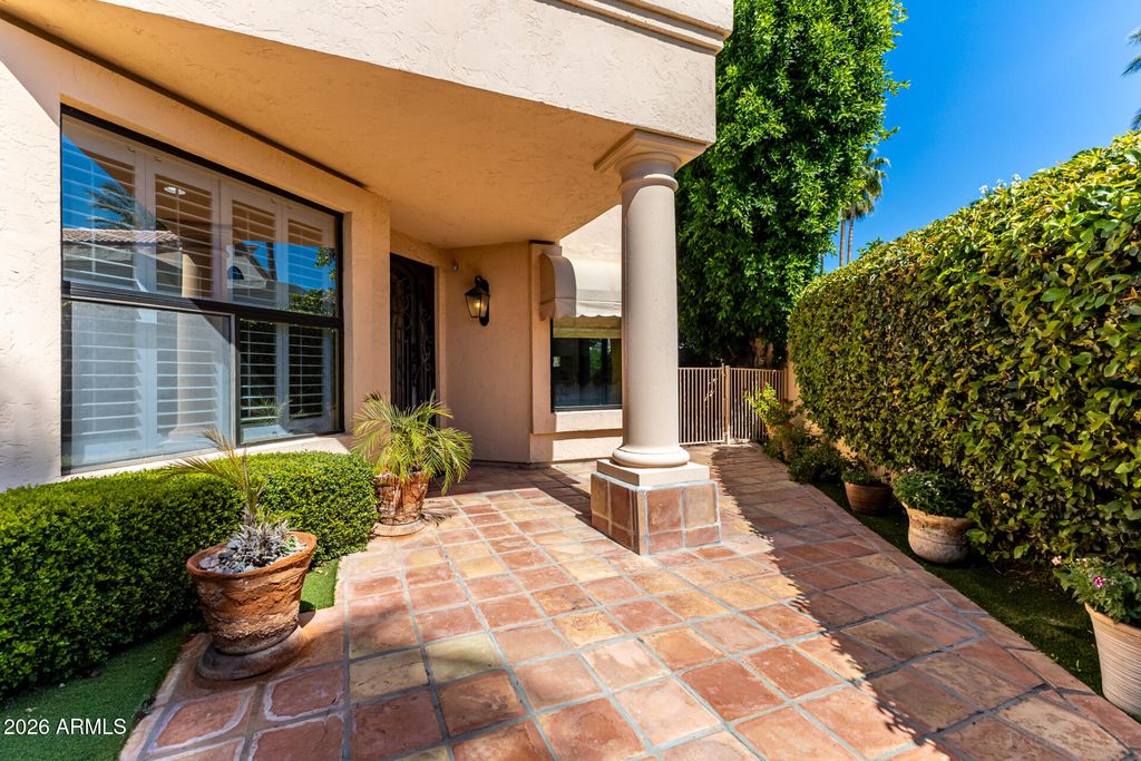 Photo of 10068 E Cinnabar Avenue, Scottsdale, AZ 85258 (MLS # 7000530)