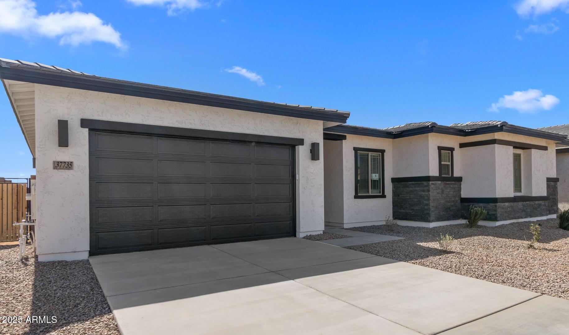 37735 W Santa Maria Street