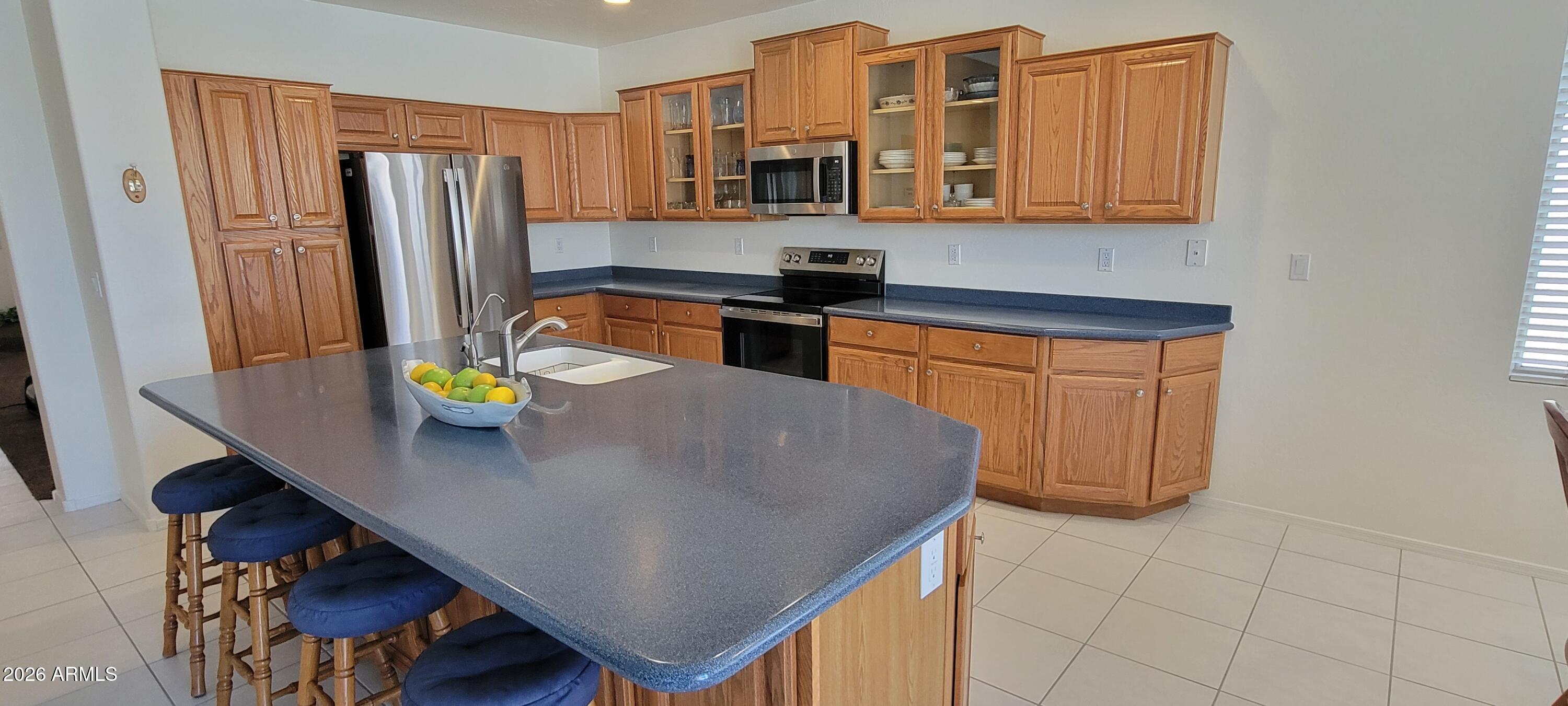 1255 N EVERGREEN Street