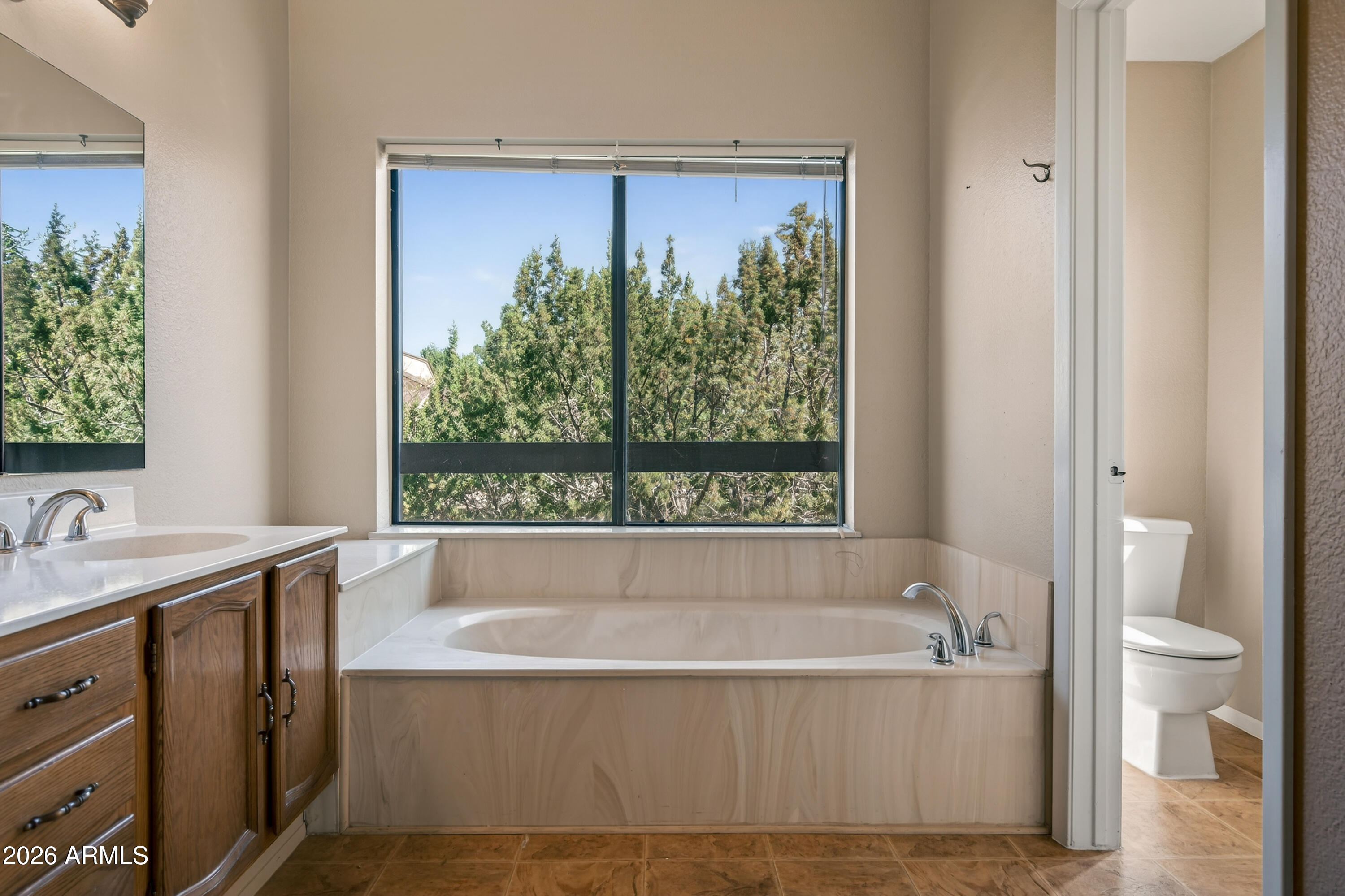 VISTA MONTANA - Residential