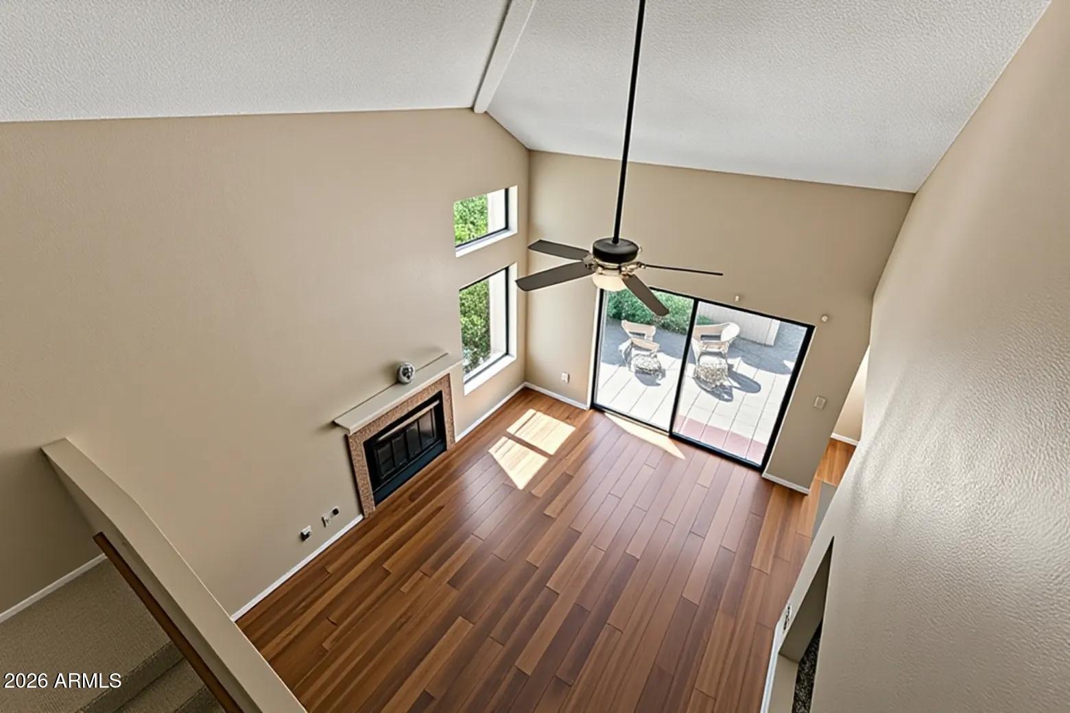 VISTA MONTANA - Residential