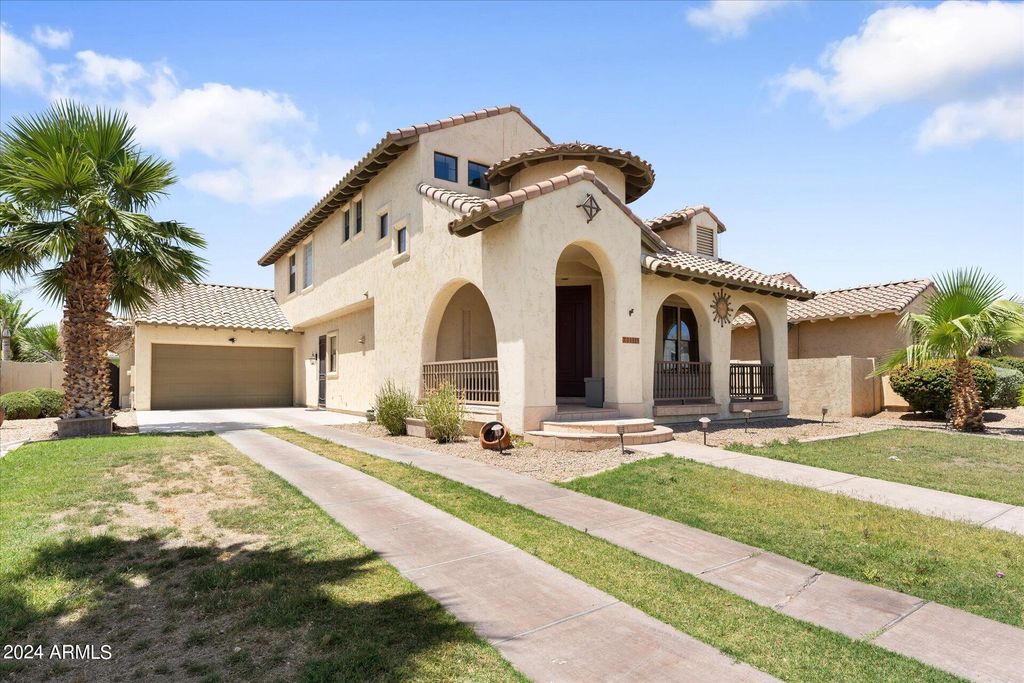 Photo of 14333 W Cypress Street, Goodyear, AZ 85395 (MLS # 7032214)