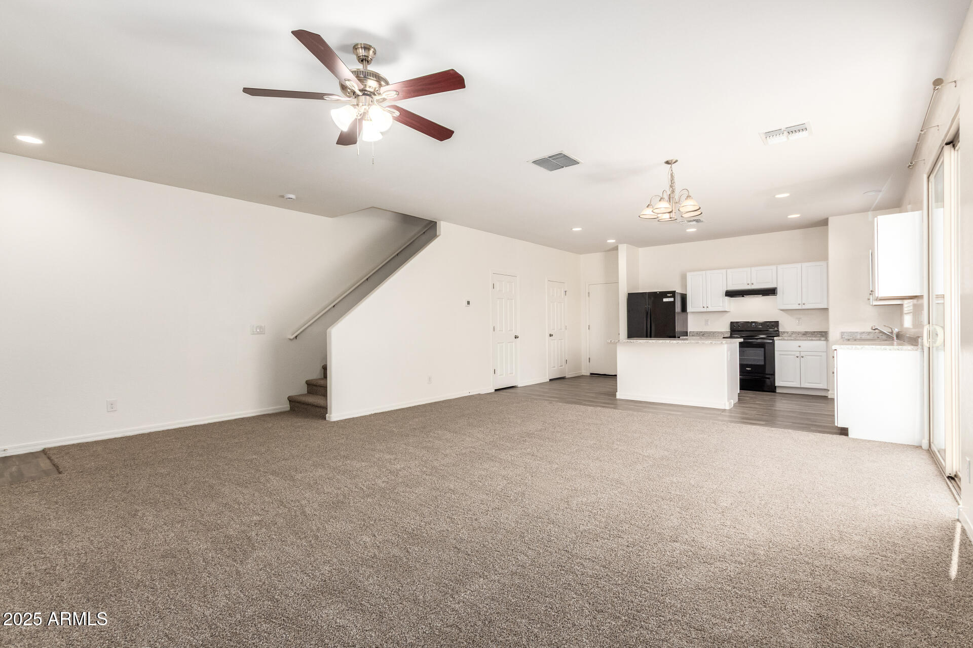 5419 W ILLINI Street