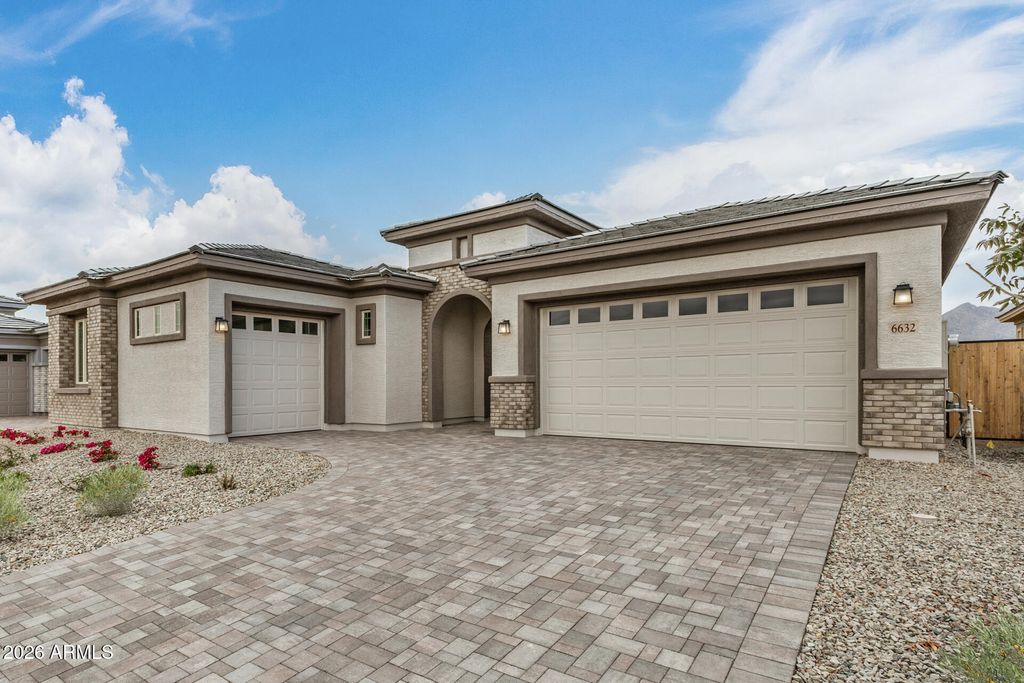 Photo of 6632 N 190th Drive, Waddell, AZ 85355 (MLS # 6985011)