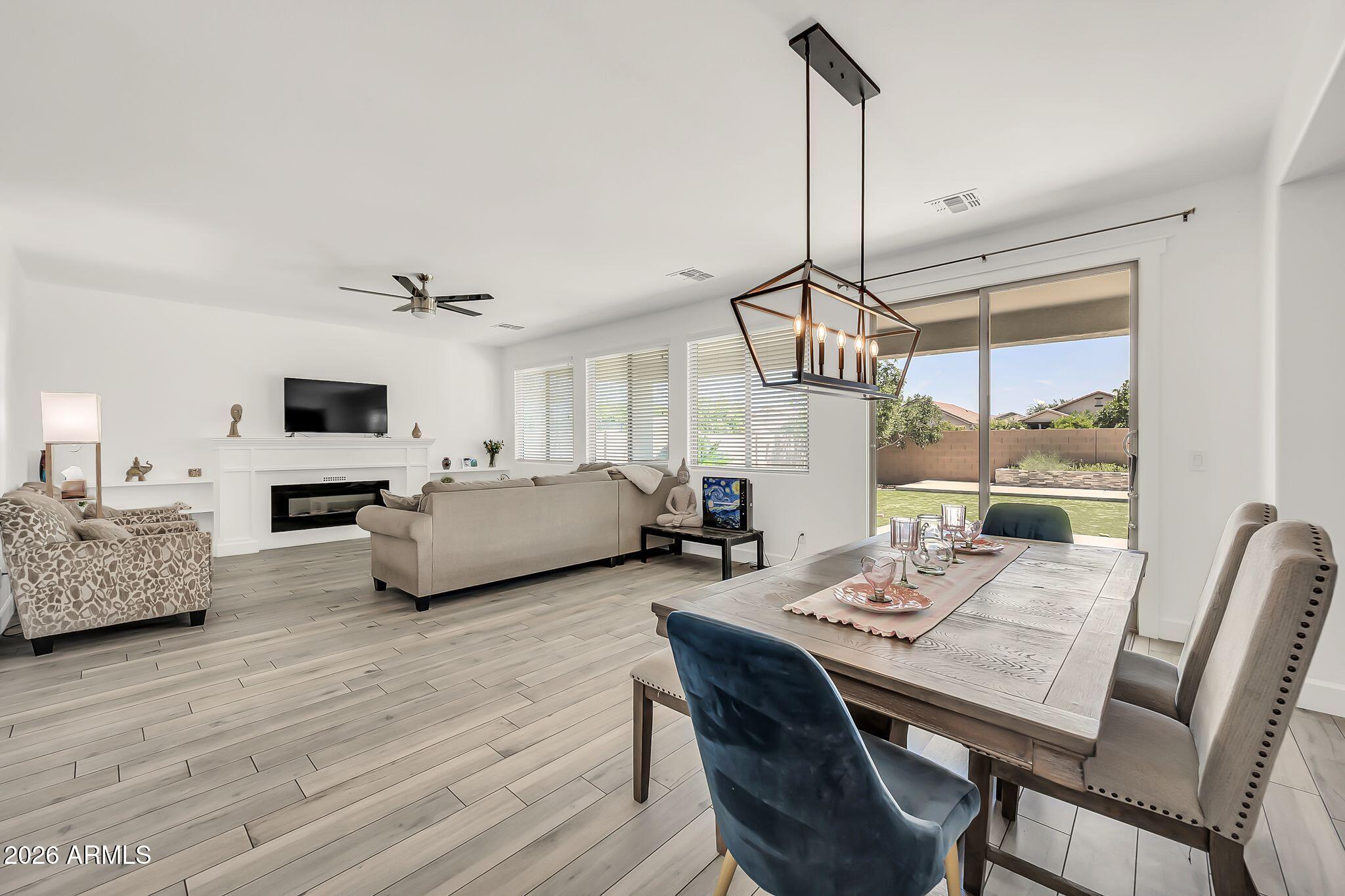 3529 N ARCO --