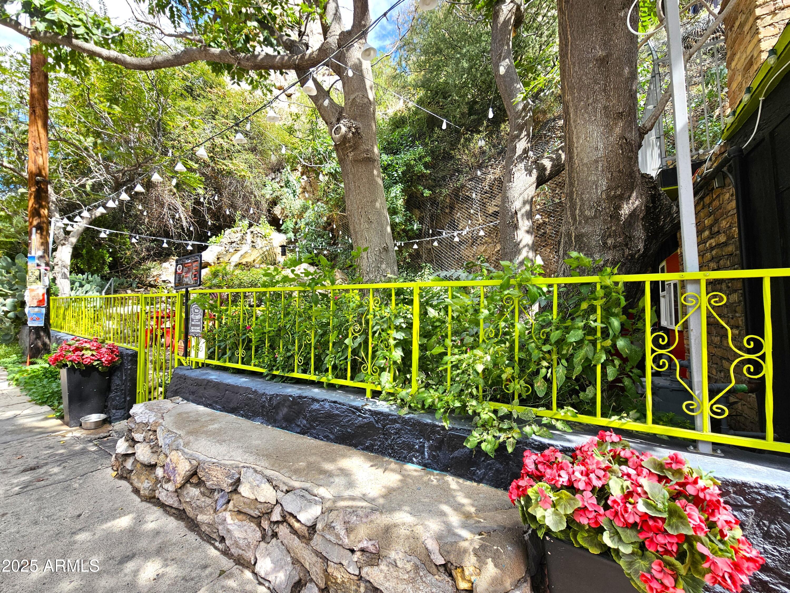 Bisbee - Commercial Sale