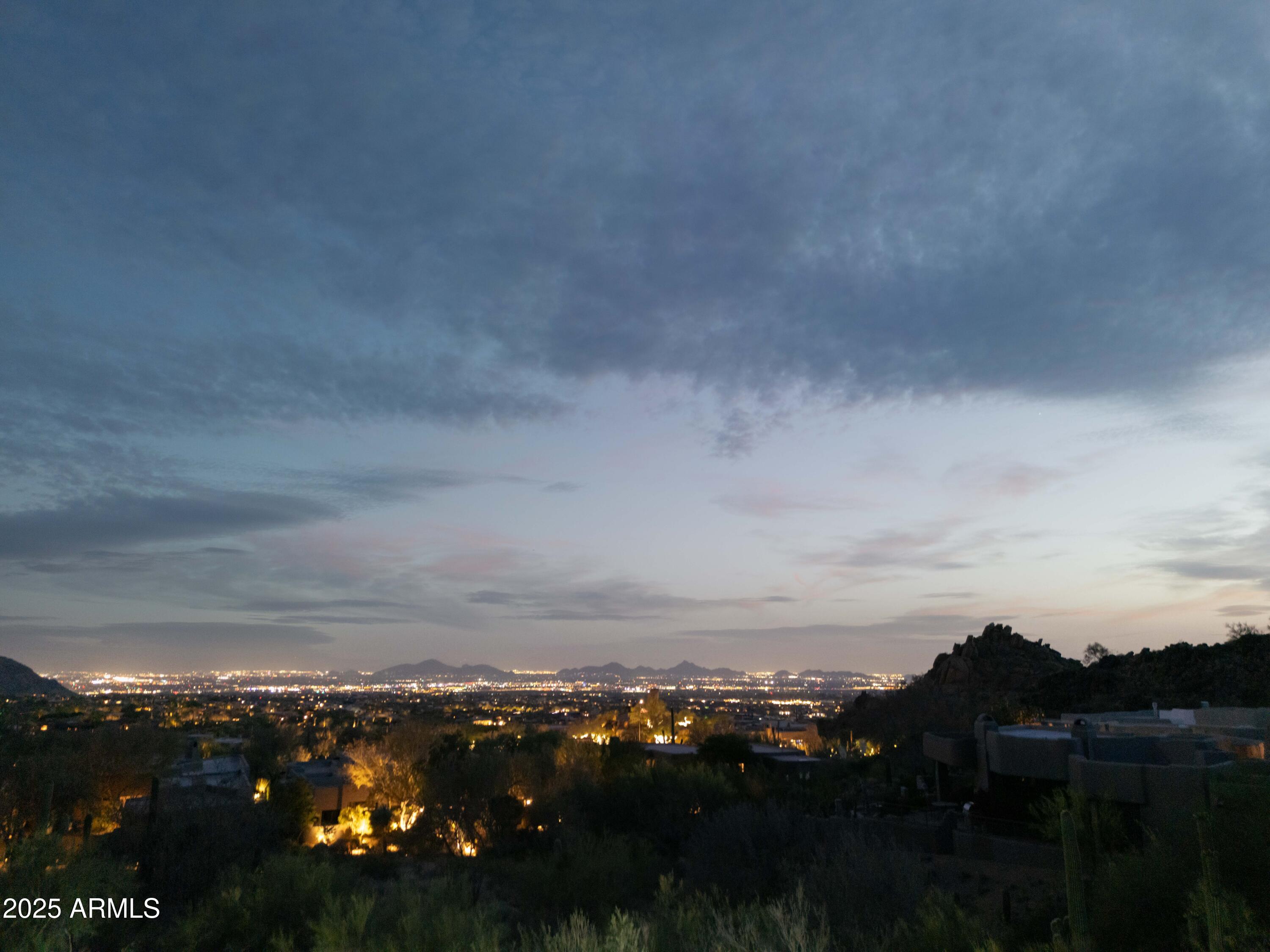 10040 E HAPPY VALLEY Road 1011