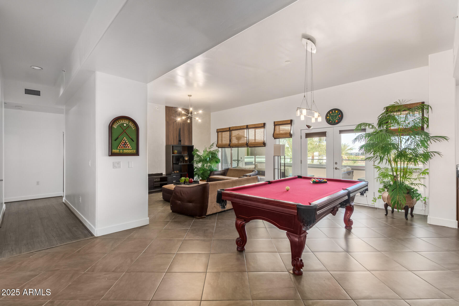 945 E Playa del Norte Drive 3004