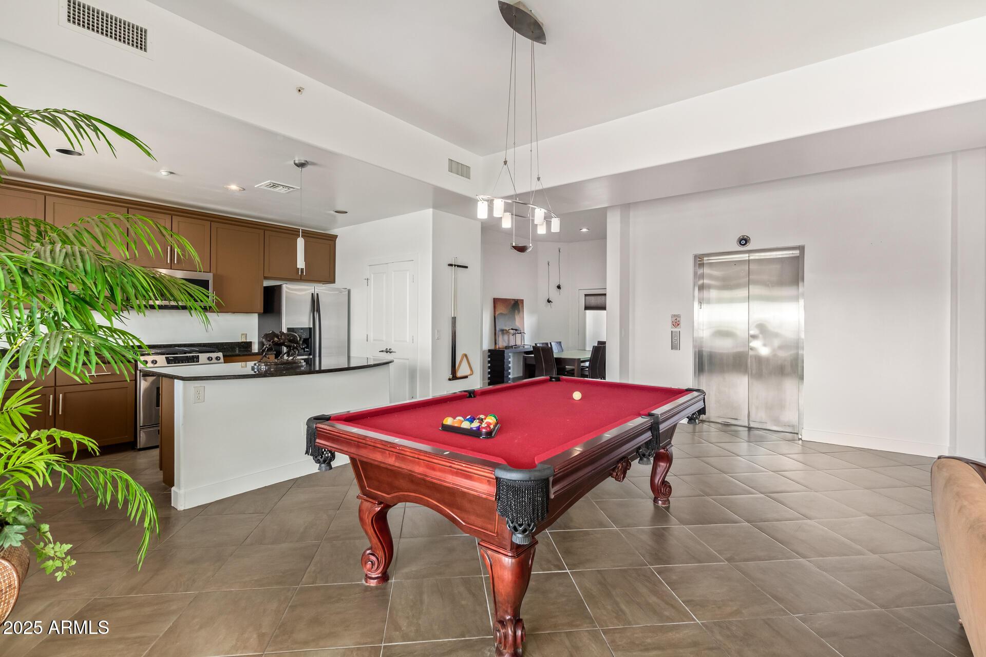 945 E Playa Del Norte Drive Unit 3004