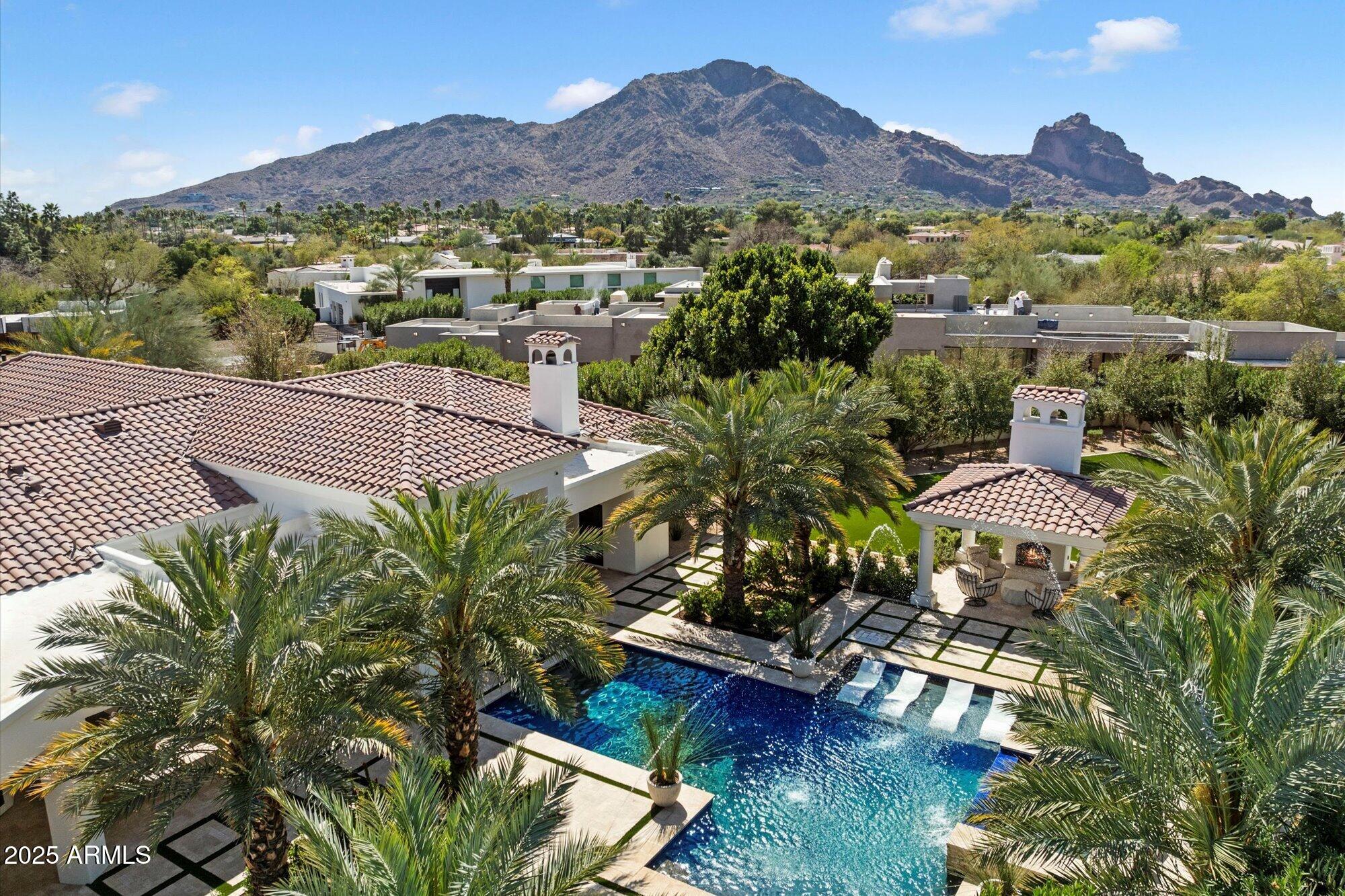 6600 N CARDINAL Drive