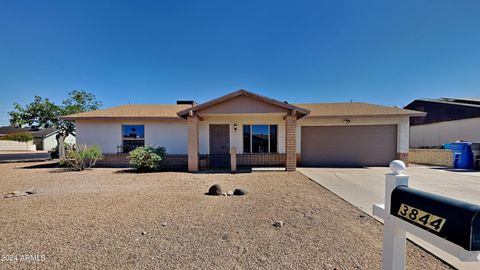 Single Family Residence in Phoenix AZ 3844 RUE DE LAMOUR Avenue.jpg