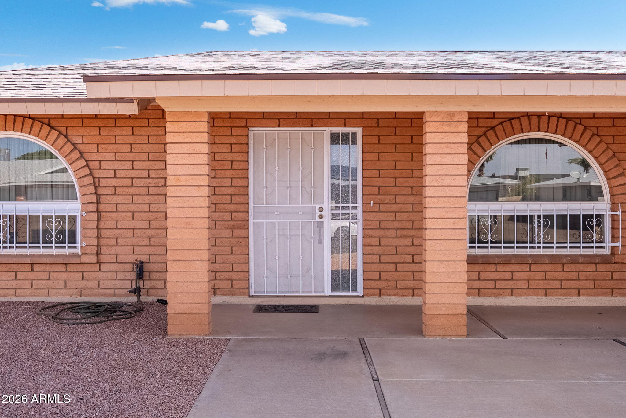 4211 E CRESCENT Avenue