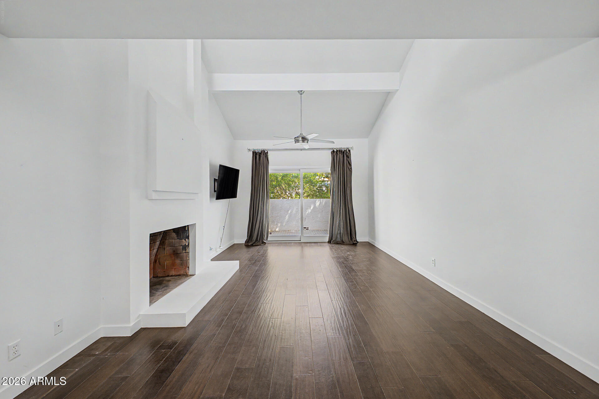 4446 E CAMELBACK Road 104